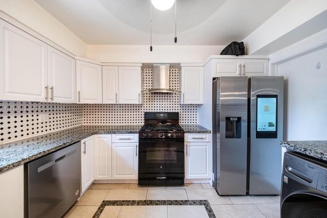12995 NE 5th Ave, North Miami, FL 33161