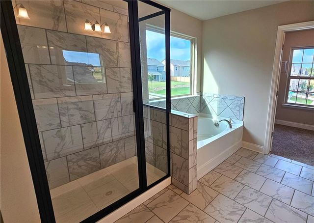 1006 Lakeview Oaks Court, Grayson, GA 30017