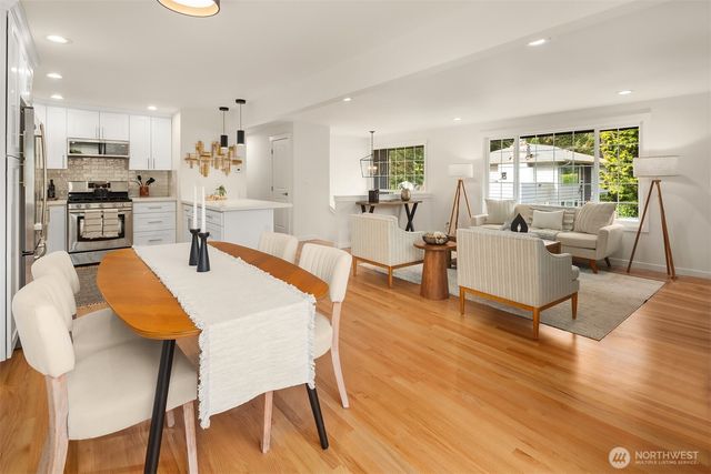 8004 203rd Place SW, Edmonds, WA 98026