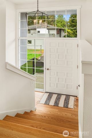 8004 203rd Place SW, Edmonds, WA 98026