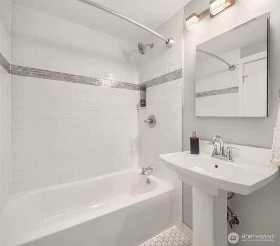 8004 203rd Place SW, Edmonds, WA 98026