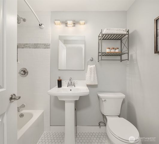 8004 203rd Place SW, Edmonds, WA 98026