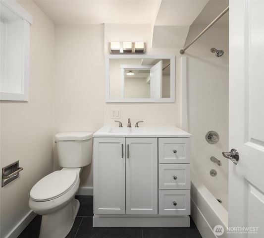 8004 203rd Place SW, Edmonds, WA 98026