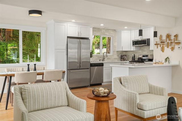 8004 203rd Place SW, Edmonds, WA 98026