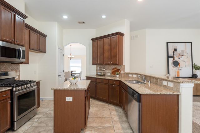 17831 Bella Ava Drive, Tomball, TX 77377