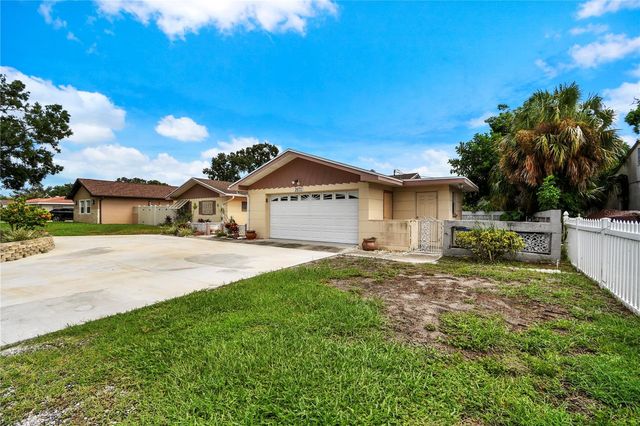 2670 PINELLAS POINT DRIVE S, St Petersburg, FL 33712