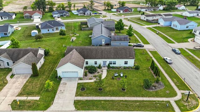 301 Forrest Park Drive, Garrett, IN 46738