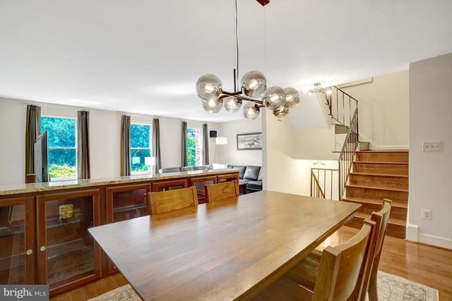 6416 FLEETSIDE CT, Alexandria, VA 22310