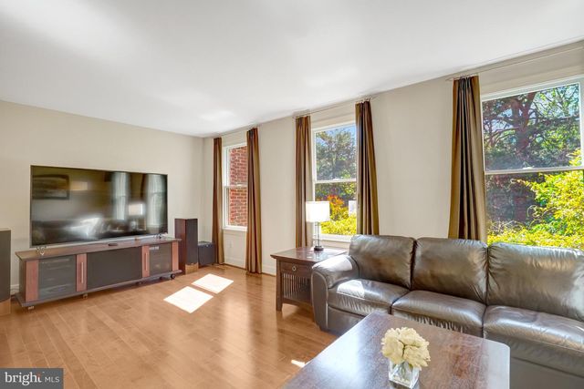 6416 FLEETSIDE CT, Alexandria, VA 22310