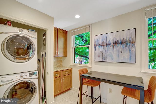 6416 FLEETSIDE CT, Alexandria, VA 22310