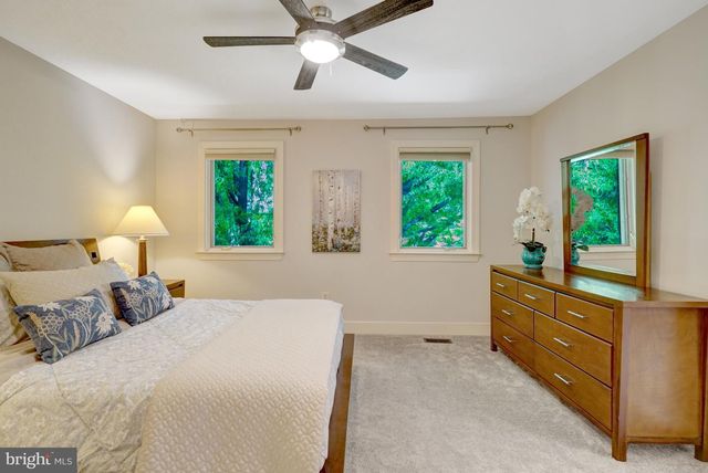 6416 FLEETSIDE CT, Alexandria, VA 22310