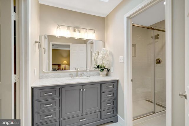 6416 FLEETSIDE CT, Alexandria, VA 22310