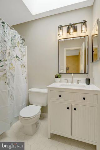 6416 FLEETSIDE CT, Alexandria, VA 22310