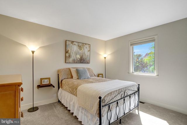 6416 FLEETSIDE CT, Alexandria, VA 22310