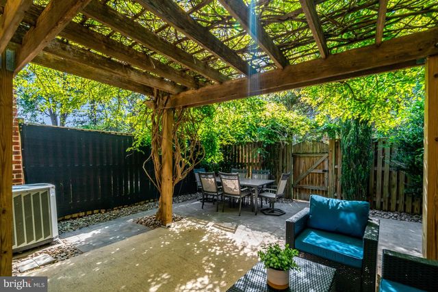 6416 FLEETSIDE CT, Alexandria, VA 22310