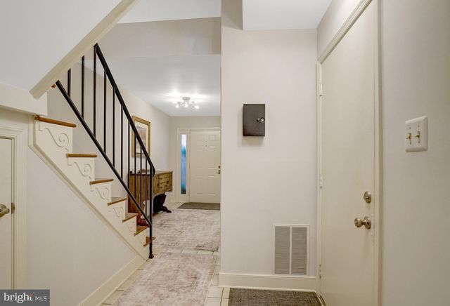 6416 FLEETSIDE CT, Alexandria, VA 22310