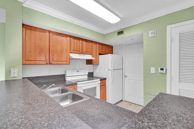 15075 Michelangelo Boulevard 103, Delray Beach, FL 33446