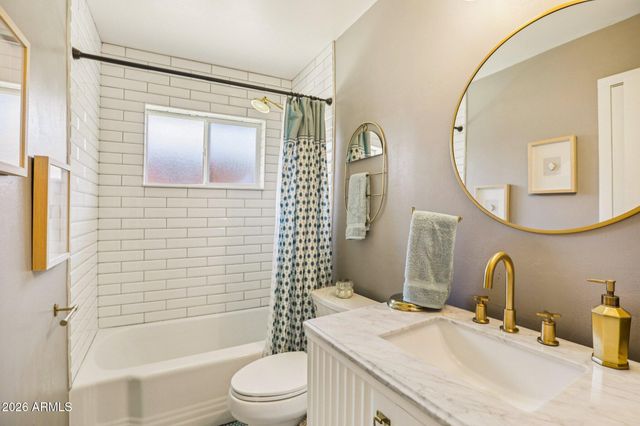 709 E WINTER Drive, Phoenix, AZ 85020