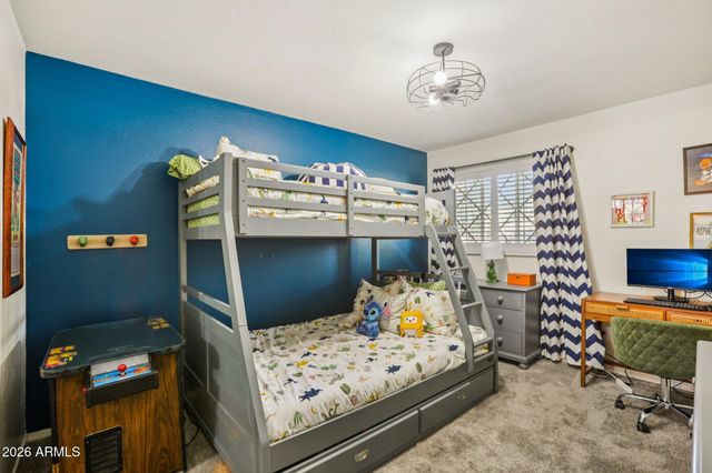 709 E WINTER Drive, Phoenix, AZ 85020