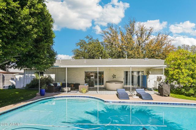 709 E WINTER Drive, Phoenix, AZ 85020