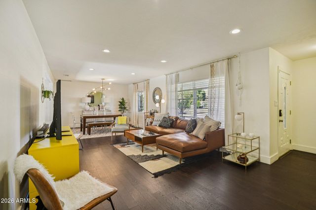 709 E WINTER Drive, Phoenix, AZ 85020