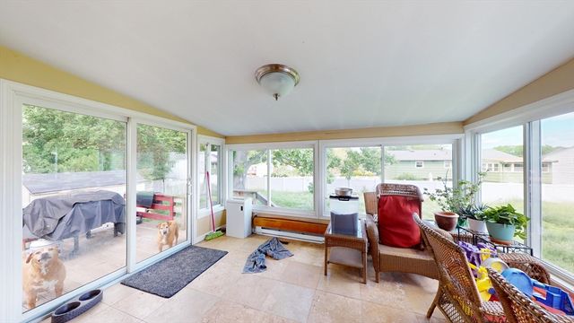 18 Hollis St, Randolph, MA 02368