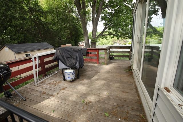 18 Hollis St, Randolph, MA 02368