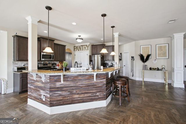 145 Thrushwood Drive, Fayetteville, GA 30215