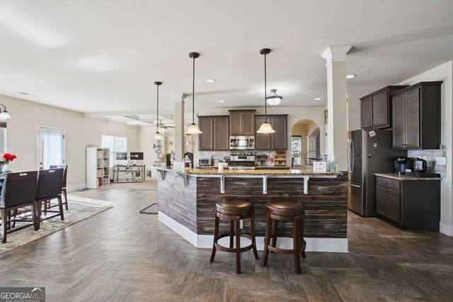 145 Thrushwood Drive, Fayetteville, GA 30215