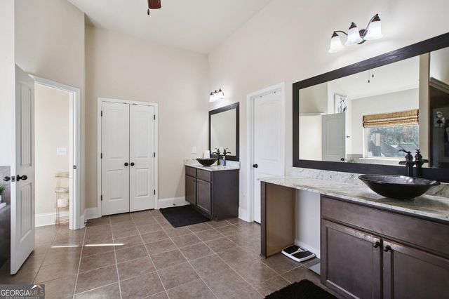 145 Thrushwood Drive, Fayetteville, GA 30215