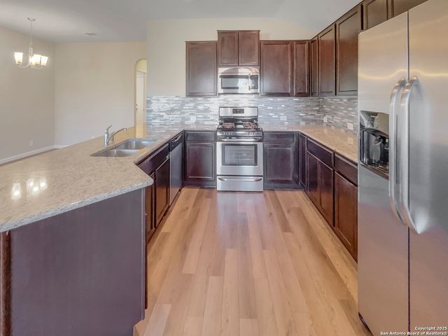 8926 Double Oak, San Antonio, TX 78254