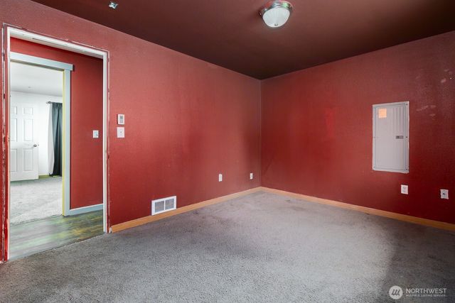 9047 Pepperidge Lane SE, Yelm, WA 98597