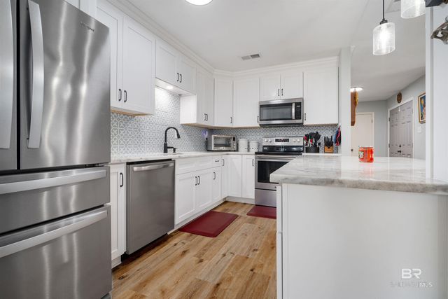 2274 E Christopher Drive, Mobile, AL 36609