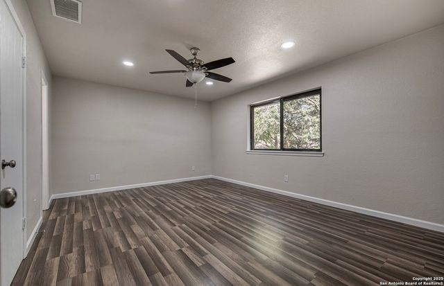 9223 Ridgeland, San Antonio, TX 78250