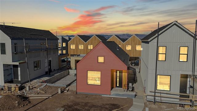 893 Harvest Moon Drive, Longmont, CO 80501