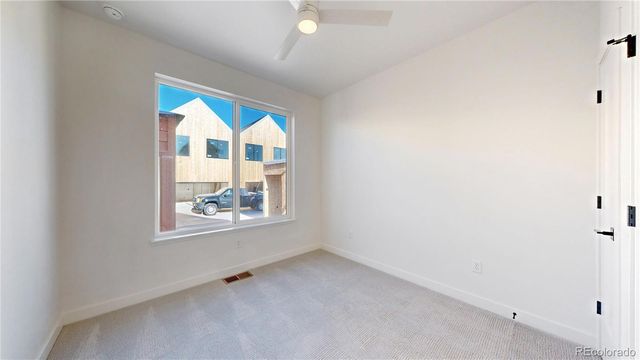 893 Harvest Moon Drive, Longmont, CO 80501