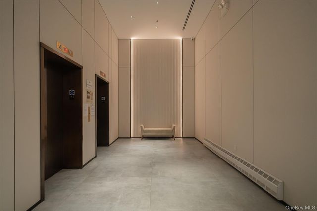 144-49 Northern Blvd 218, Flushing, NY 11354