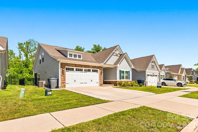 6412 Cambridge Drive, Harrisburg, NC 28075