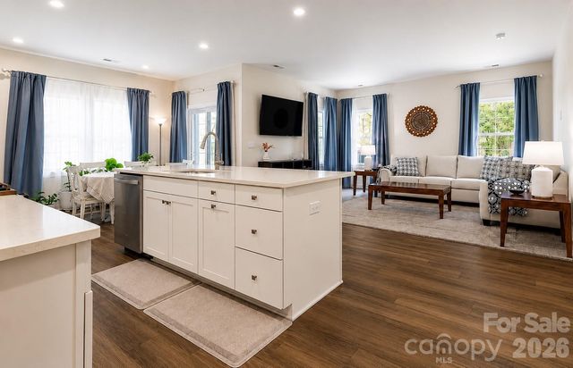 6412 Cambridge Drive, Harrisburg, NC 28075