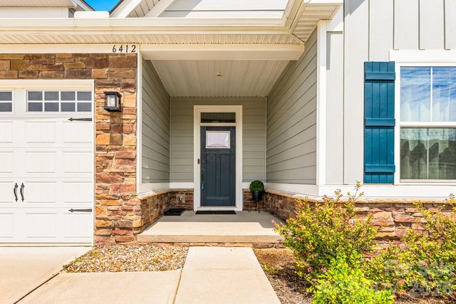 6412 Cambridge Drive, Harrisburg, NC 28075