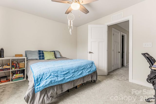 6412 Cambridge Drive, Harrisburg, NC 28075