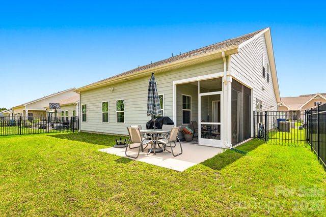6412 Cambridge Drive, Harrisburg, NC 28075