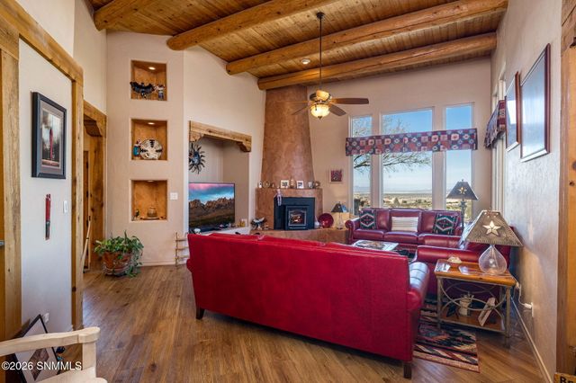 5048 Ventana View Road, Las Cruces, NM 88011