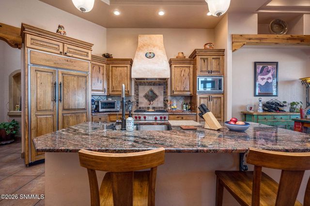 5048 Ventana View Road, Las Cruces, NM 88011