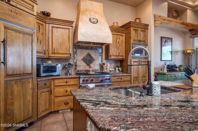 5048 Ventana View Road, Las Cruces, NM 88011