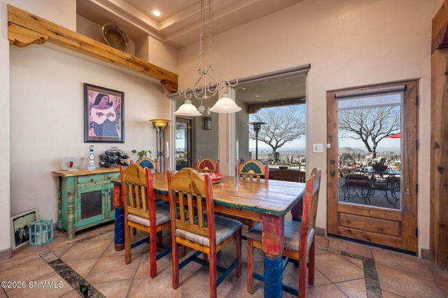 5048 Ventana View Road, Las Cruces, NM 88011