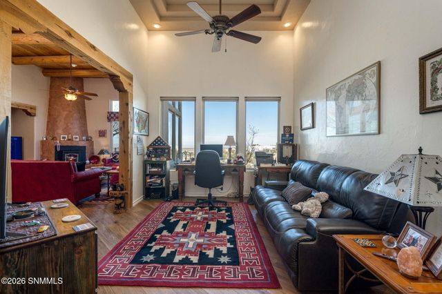 5048 Ventana View Road, Las Cruces, NM 88011