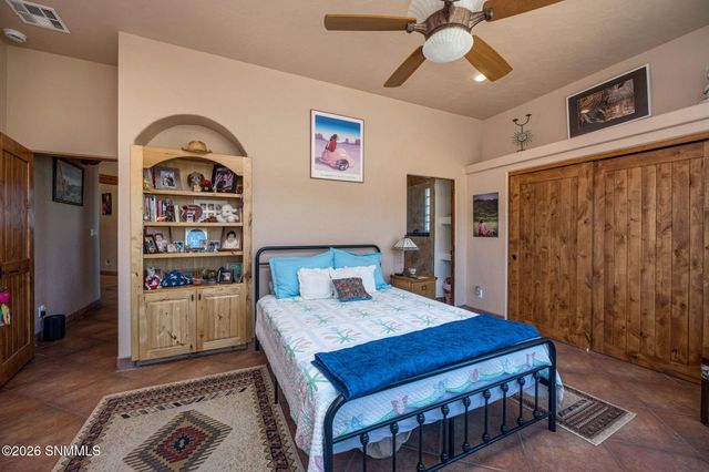 5048 Ventana View Road, Las Cruces, NM 88011