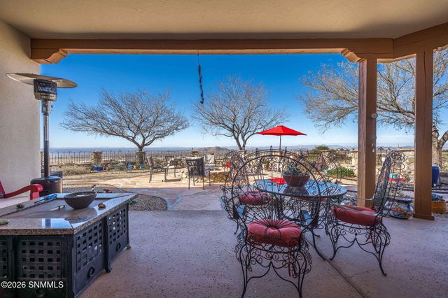 5048 Ventana View Road, Las Cruces, NM 88011