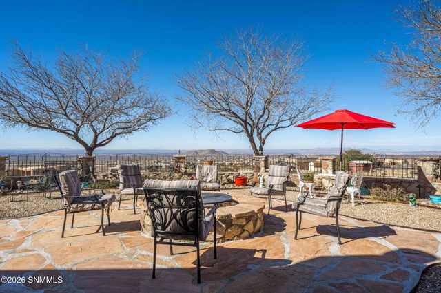 5048 Ventana View Road, Las Cruces, NM 88011